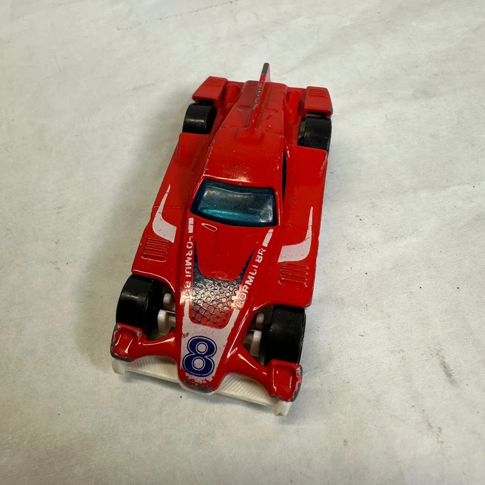 Hot Wheels Formul8r Red Race Car Number 8‎ 2005 Mattel Malaysia 1:64 Diecast